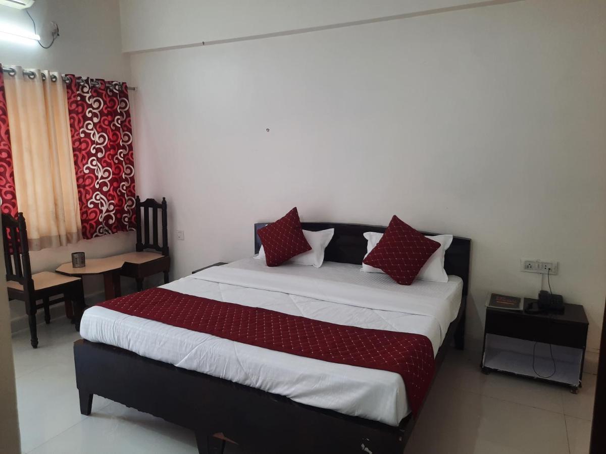 Hotel Great Punjab Aurangabad  Buitenkant foto