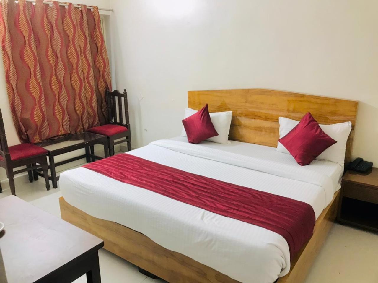Hotel Great Punjab Aurangabad  Buitenkant foto
