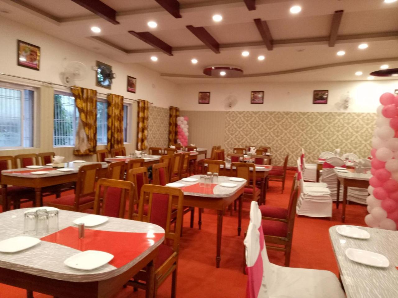 Hotel Great Punjab Aurangabad  Buitenkant foto