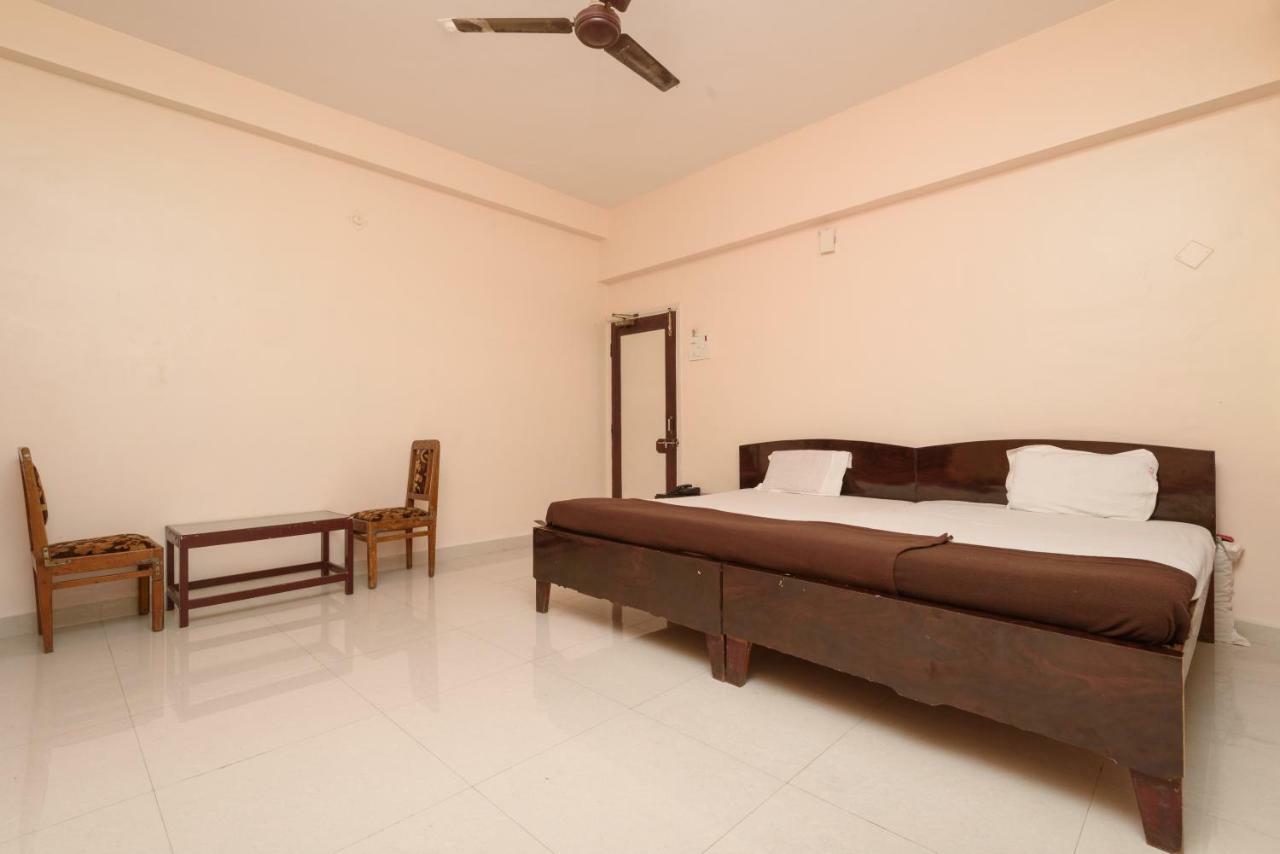 Hotel Great Punjab Aurangabad  Buitenkant foto